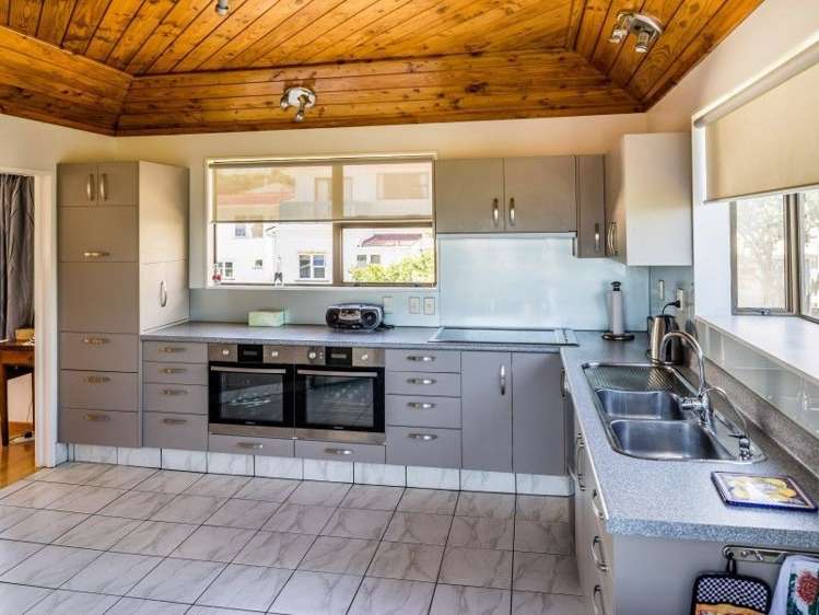 10 Reef Street Island Bay_4