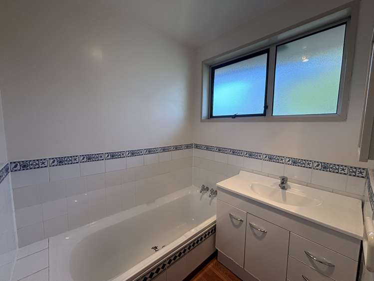 4 Edron Pl Redwood_12