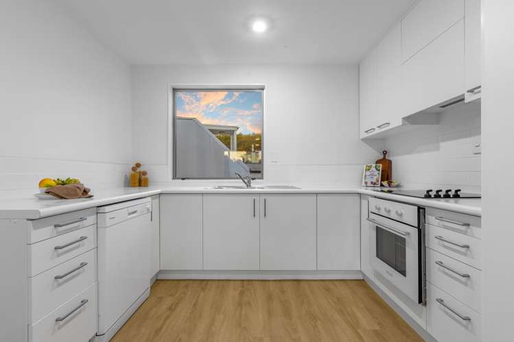 6/86 Brockworth Place Riccarton_2