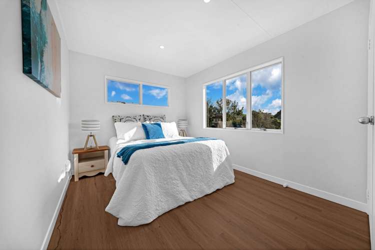 20 Charntay Avenue Clover Park_12