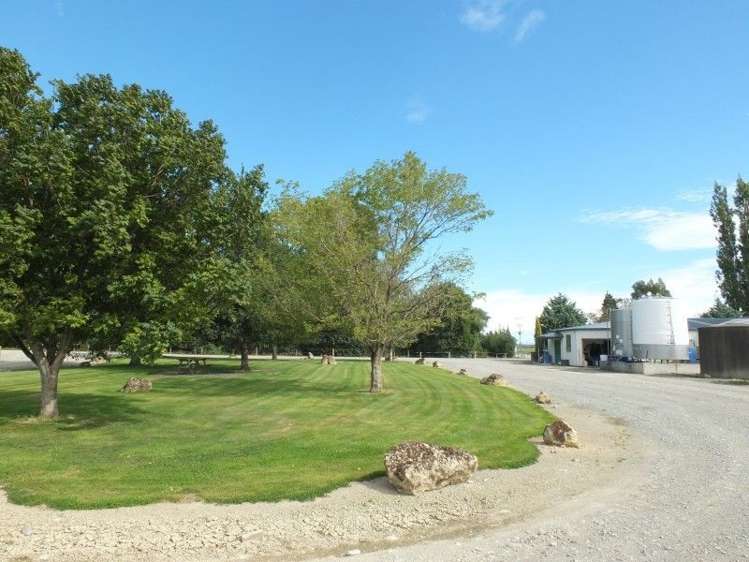 3 Limehills Browns Road Winton Surrounds_19