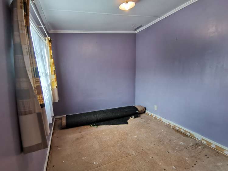 124 Davie Street Hokitika_15