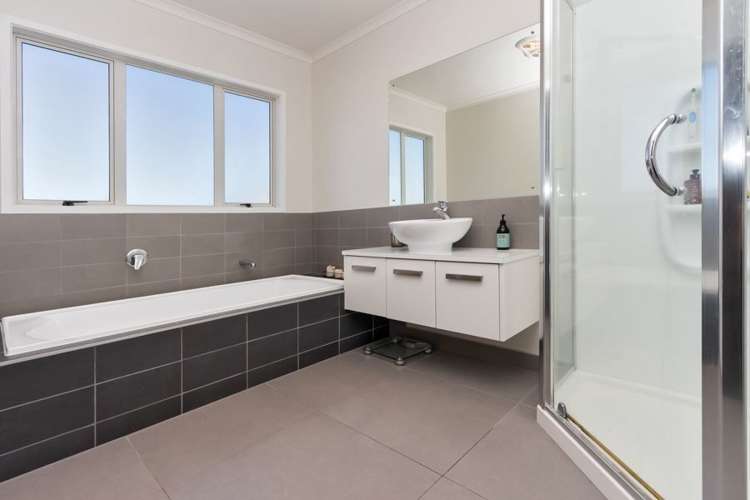 16 Chard Place Flat Bush_20