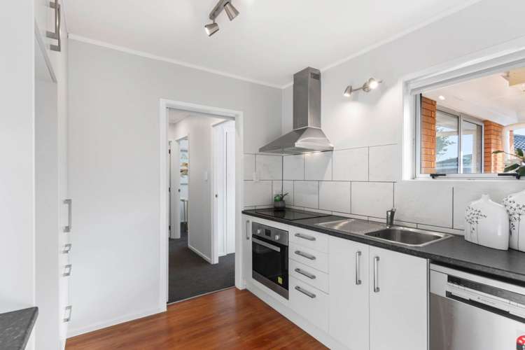 1/1 Levesque Street Birkdale_8