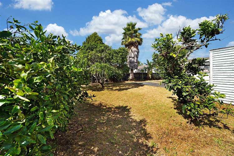 41 Wairau Avenue Avondale_19