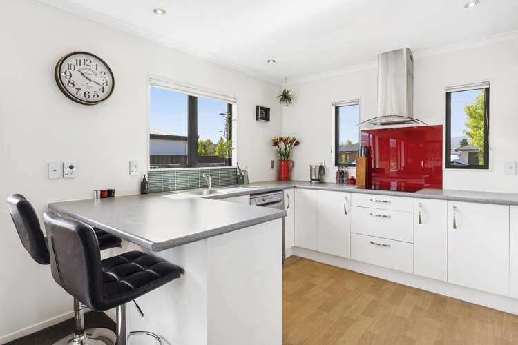 28 Sherwin Avenue Albert Town_2