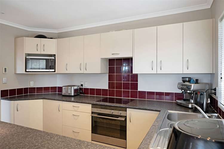 1/271 Sturges Road Henderson_7