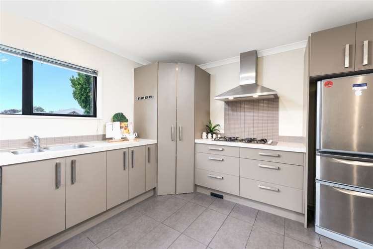 29 Longspur Avenue Wigram_5