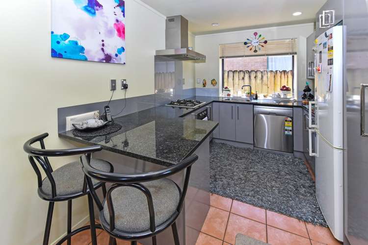 12 Manston Road Mangere_3