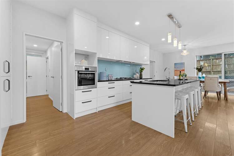 62 Castlederg Drive Flat Bush_13