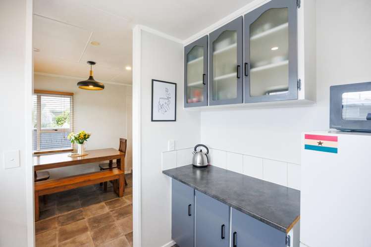 27 Ferndale Place Feilding_24