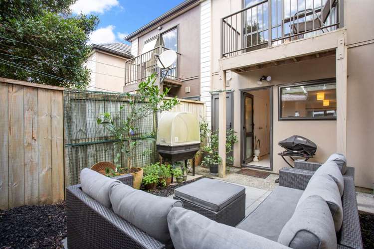 4/94 Glengarry Road Glen Eden_8