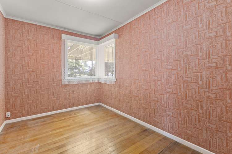 17 Woodward Avenue Mangere Bridge_10