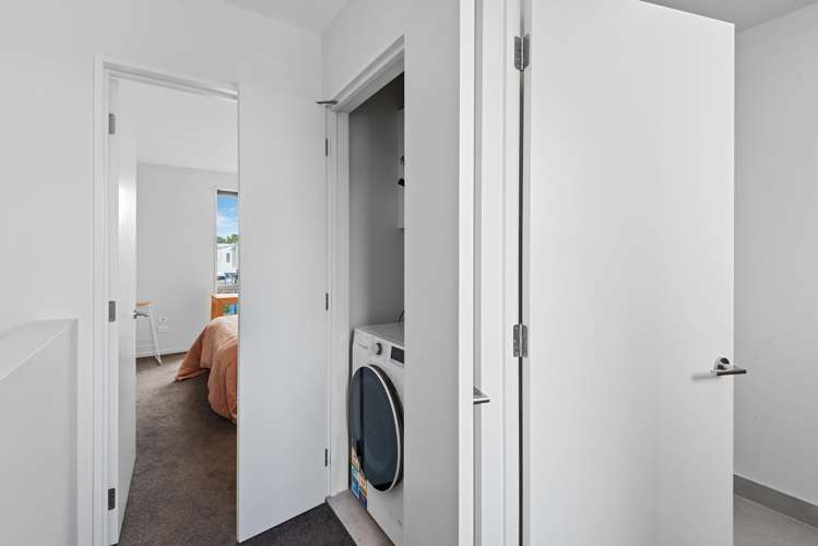 10/29 Bampton Street Burwood_8