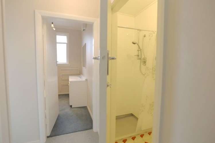 137 Riselaw Road Calton Hill_13