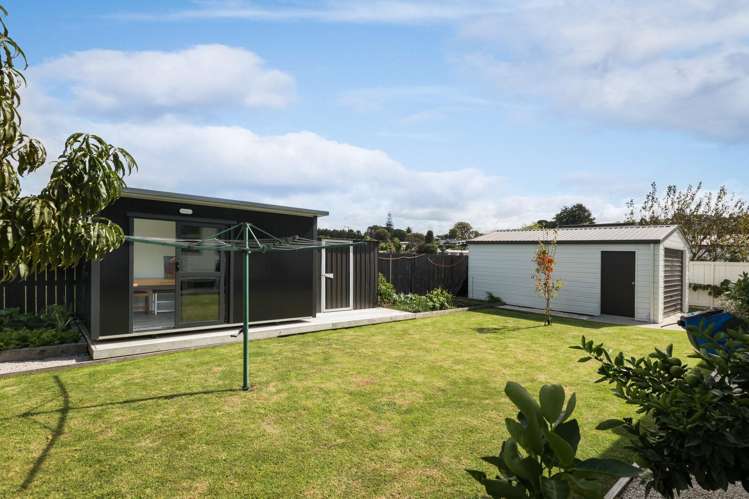 8 Sandleigh Drive Athenree_20