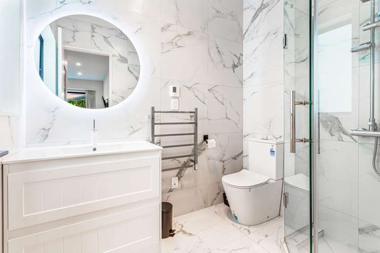 17 Leebank Crescent Riverhead_17