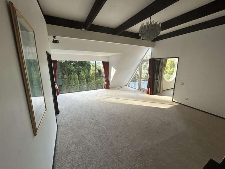 454a Stokes Valley Road 1350_2