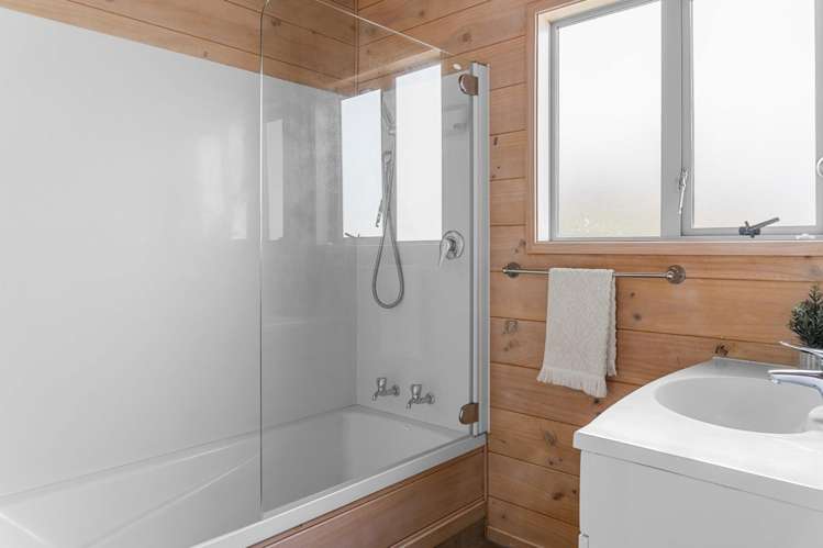 87b Simpson Road Papamoa_17