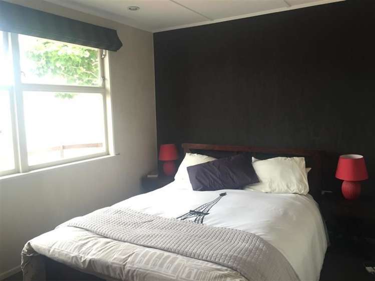 12 Grant Place Greenmeadows_9