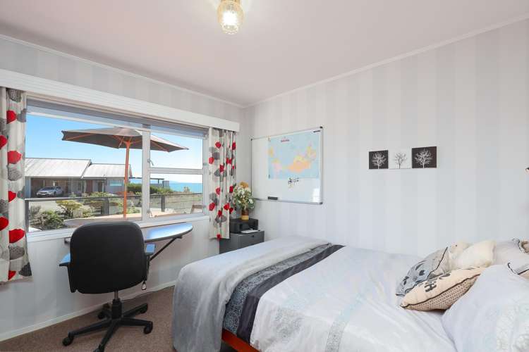 93 Princes Drive Britannia Heights_17