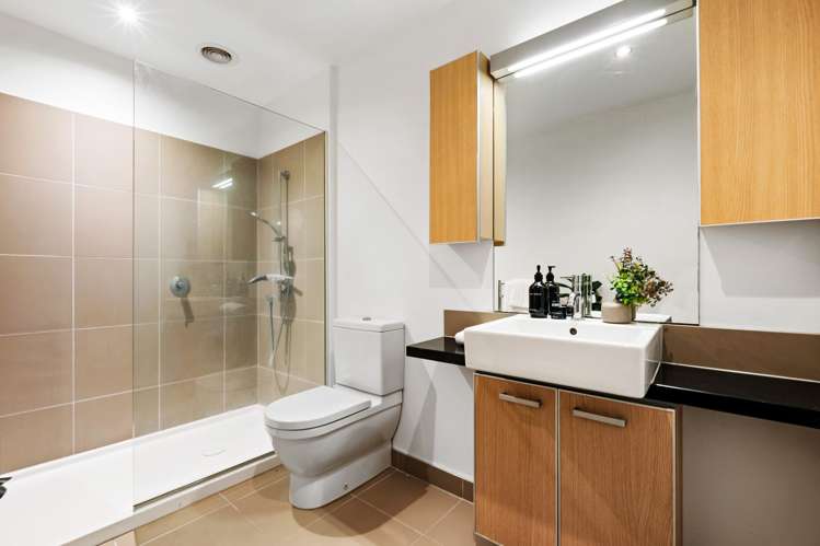 D104/14 West Quay Ahuriri_11