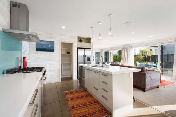 30 Surfers Avenue Waihi Beach_8