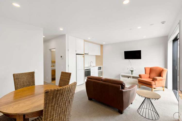 408/3 Bluegrey Avenue Stonefields_3