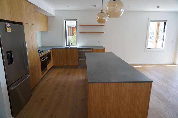 Apt 31/65 - 93 Lakeside Road_2