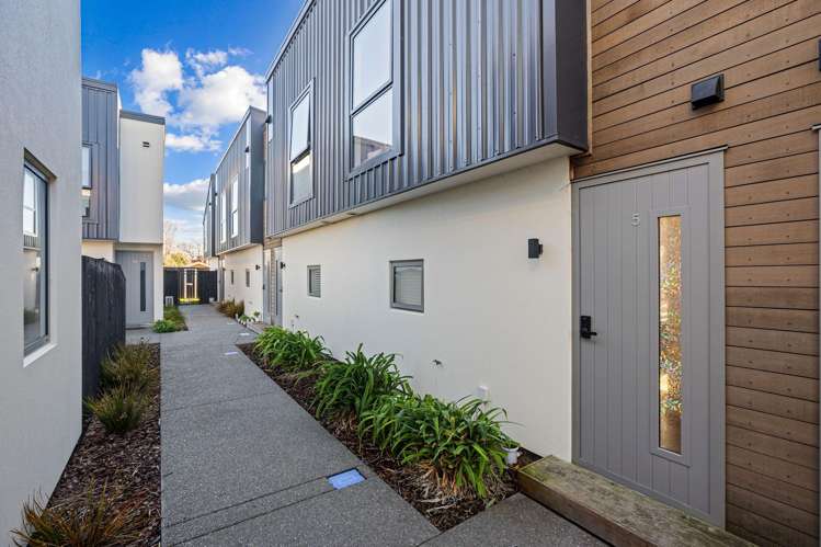 5/101 Mackworth Street Woolston_10