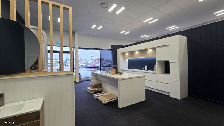 Tenancy 1 + 2/51-57 Fifteenth Avenue Tauranga South_4