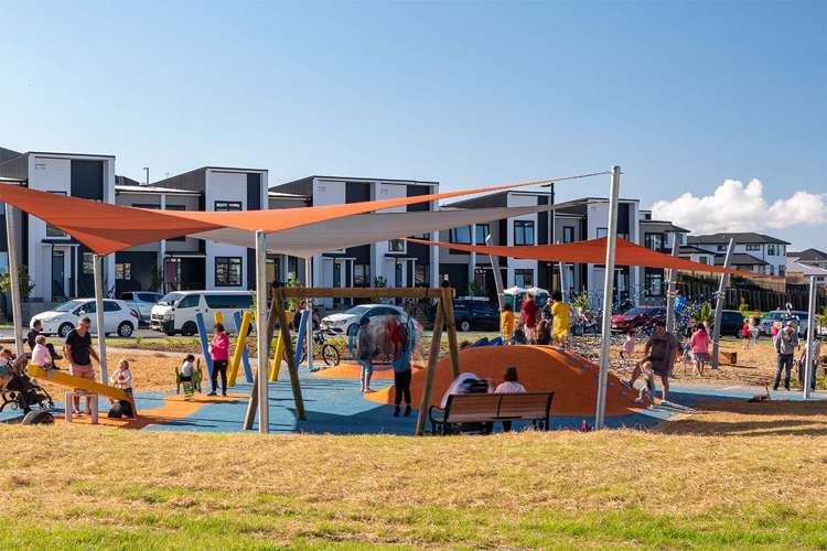 151 Bonair Crescent Silverdale_9