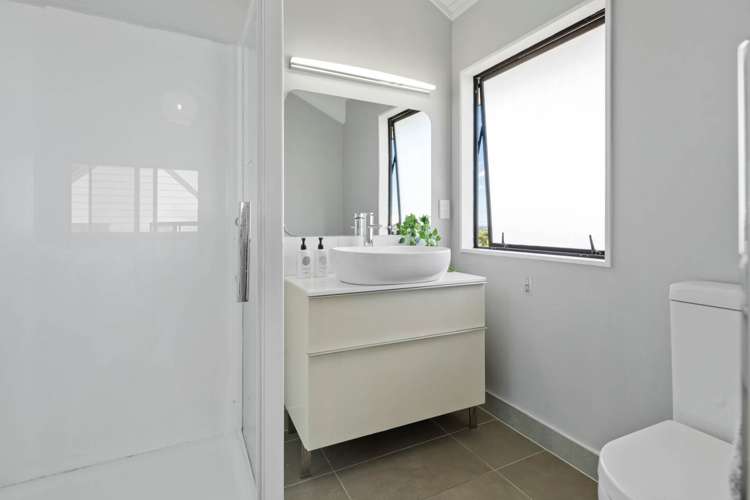 1/718 East Coast Road Pinehill_19