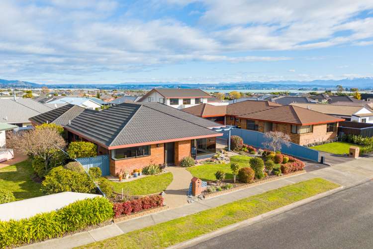 3 Stead Crescent Stoke_0