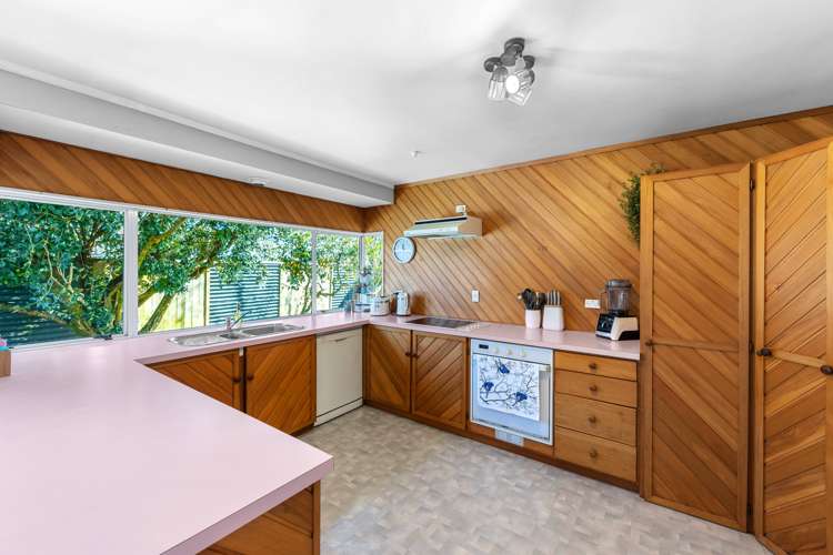 63a Beach Road Pahurehure_5