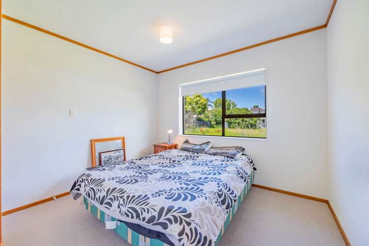 2/7 Deuxberry Avenue Northcote_12