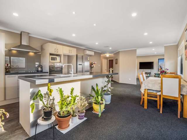 33 Faringdon Boulevard Rolleston_3