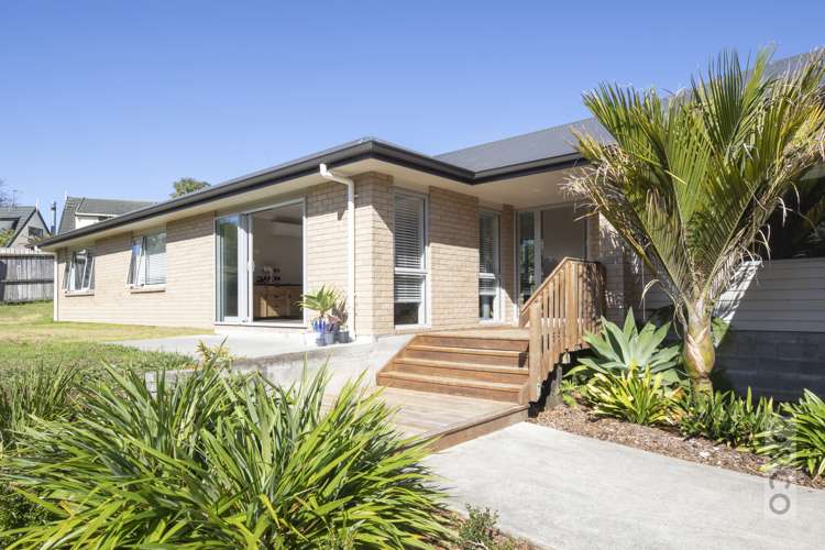 23 Crabb Fields Lane Riverhead_7