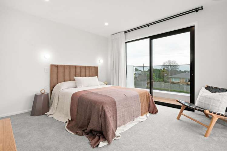 1+3/768 River Road Chartwell_16
