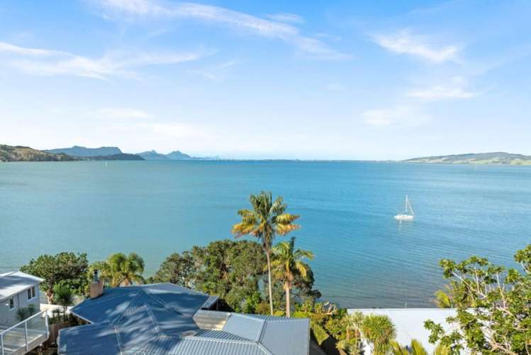 108 Beach Road Onerahi_11