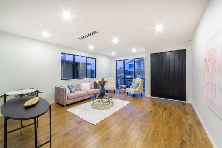 36 Thomas Rielly Avenue Hobsonville_3