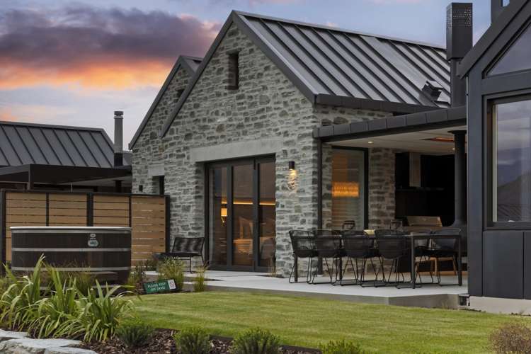 28 Mill Farm Lane Millbrook Resort_1