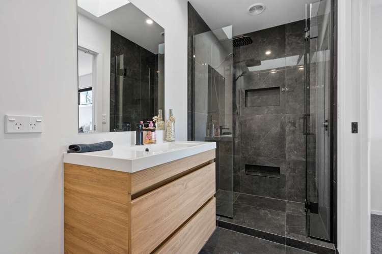 10 Beaufort Street Pine Hill_10