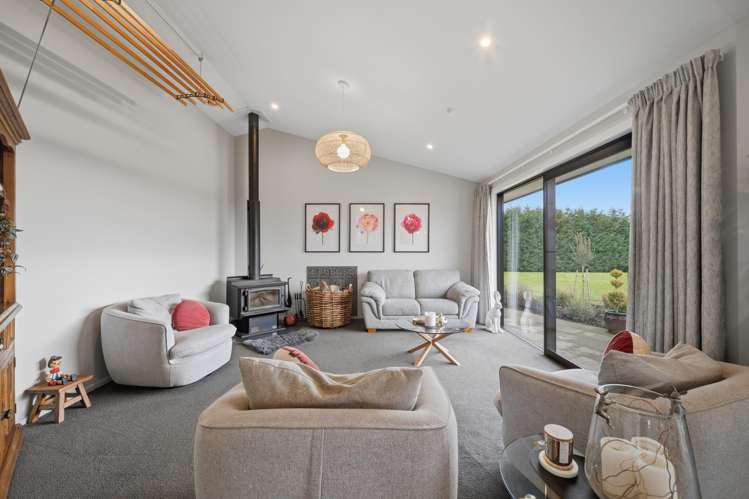 415A Flora Road East_5