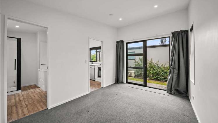 12b Bass Street Woolston_8