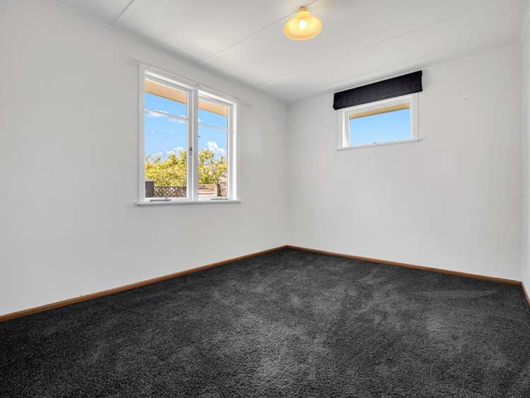 14 Bracken Street Leamington_14