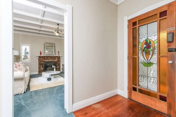 24 Fontenoy Street Mount Albert_13