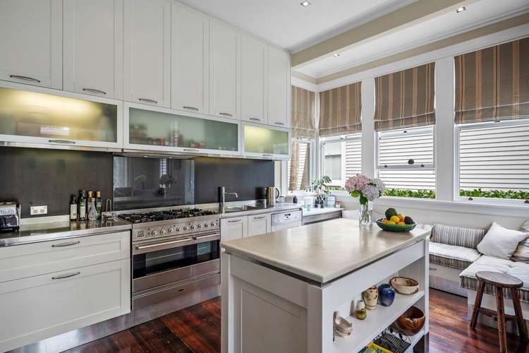 3 Jubilee Avenue Devonport_14