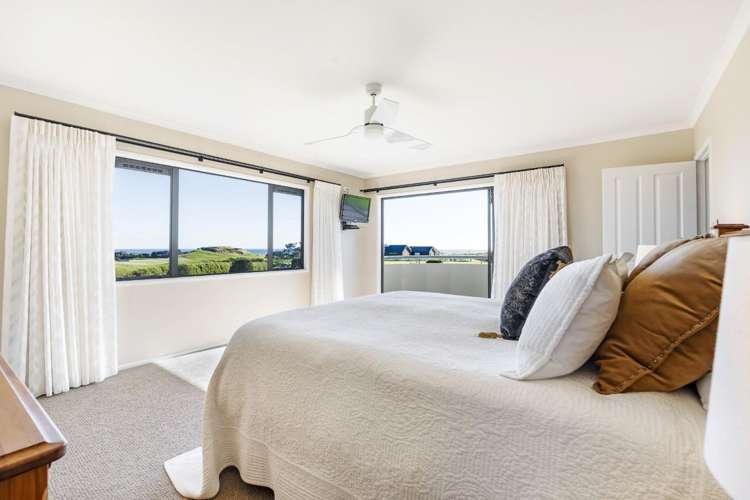 74 Koru Road Omata_11
