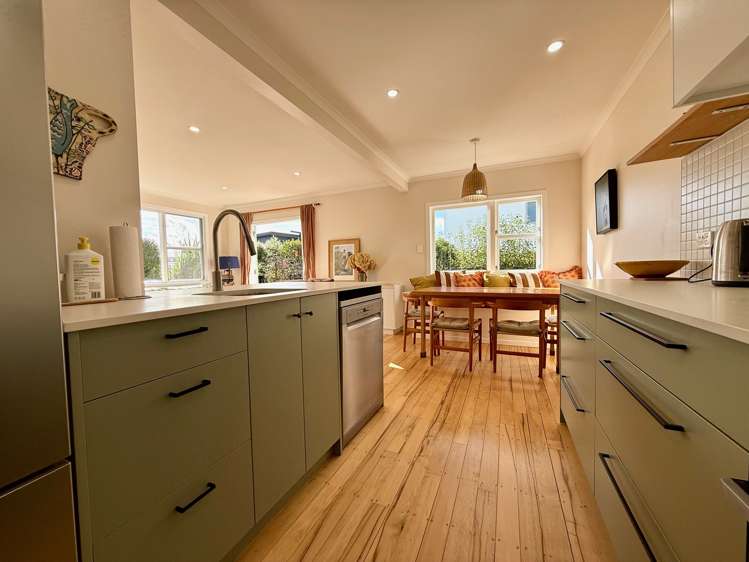 19 Lorenzen Bay Road Raglan_20